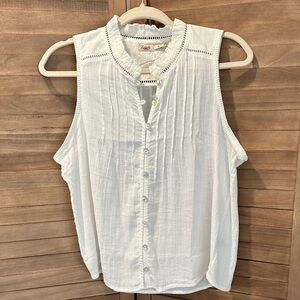 Faherty ~ Willa Sleeveless Top ~ White ~ S
